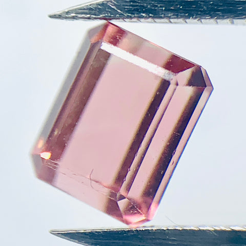 Echter Pink Turmalin Octagon 1.04ct 6.0x4.7mm