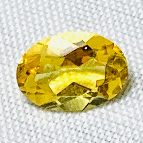 Echter Goldberyll Oval Gelb 0.85ct 7.5x5.4mm