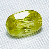 Echter Sphene Titanit Oval Gelb Grün 1.0ct 7.0x4.8mm