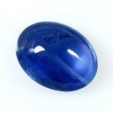 Echter Blauer Ovaler Saphir Cabochon aus großem Lot ca. 7x5mm