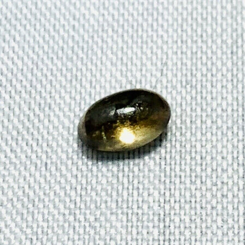 Echter Brauner Ovaler Zirkon Cabochon 0.62ct 5.1x3.6mm